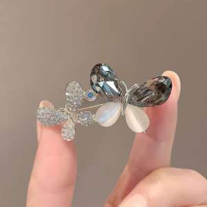 Elegant High Quality Brooch For Women Styling Tools / Accessories Gifts