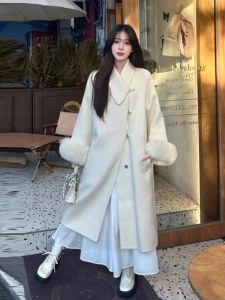 CHANGTONG | Korean Style Fox Fur Sleeve Coat