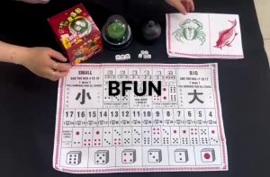 [Máy] Xóc Bầu Cua Tôm Cá Tải Xỉu Xóc Đĩa Lắc Xí Ngầu Xúc Xắc Tự Động Đồ Chơi Xả Stress Giải Trí Ngày Tết - Little Kobo