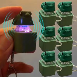 พวงกุญแจกบ Croaking ที่สร้างสรรค์ด้วยปุ่มนิ้วไฟหลากสีสันๆคลิกเพื่อคลายเครียด Relief พวงกุญแจ