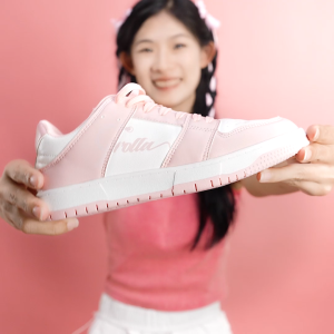 Corolla รองเท้าลำลองแฟชั่นสตรี ต้านเชื้อแบคทีเรีย ความนิยม ความนิยม ย้อนยุค กันลื่น รองเท้าผ้าใบน้ำหนักเบ