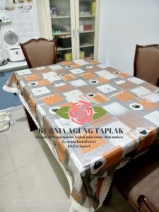 Taplak Meja Makan PVC Waterproof Anti Air Dan Tahan Panas Ukuran 150x225cm Motif 3D Sultan./Taplak meja makan PVC Waterproof 4 Dan 6 Kursi Super Vinyl Lace.
