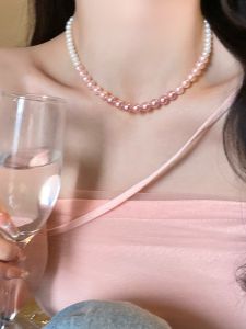 Initial Love Girlfriend Gradient Pink Pearl Necklace Luxury Choker Clavicle Chain Womens Accessory Elegant Fashion Jewelry