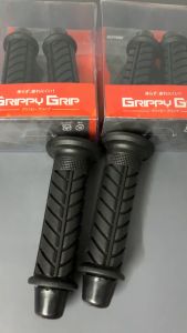 Bao tay kèm gù DAYTONA 1 cặp full hộp - trang trí mọi loại xe - cam kết chất lượng (giá 1 cặp)