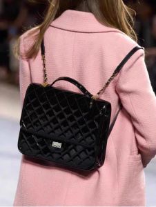 Fashionable Square Chain Handbag Womens Shoulder Bag Diamond Pattern Design Popular Element Contrast Color Soft Surface PU Material