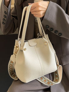 White Bucket Bag Womens Handbag Korean Style Fashionable Shoulder Bag Soft Material Magnetic Buckle Closure Everyday Use