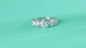 1pc S925 Silver Inlaid Moissanite Ring Men And Women StylishTemperamental Ring Party Engagement Wedding Anniversary Gifts