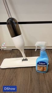 2ชิ้น DShow น้ำยาดันฝุ่น น้ำยาเก็บฝุ่น เช็ดฝุ่นละออง (สีม่วง) ขนาด 500มล พื้นไม้ ลามิเนต (Dust Polish Liquid)