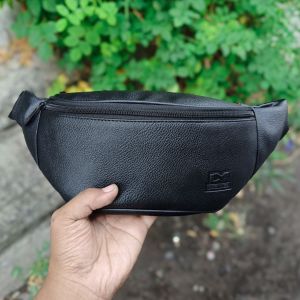 Tas Selempang Pria Kulit PU Premium | Waist Bag Pria Wanita Merek DM | Sling Bag Pria Keren