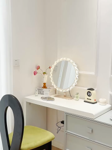 Makeup mirror LED Makeup Mirror Tricolor Touch Screen Desktop Standing Originality Desktop Vanity