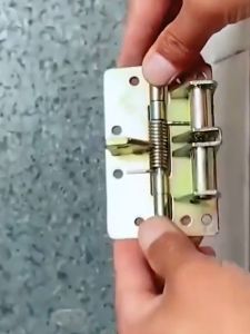 4Inch Engsel Pintu Otomatis Paduan Aluminium Pegas Engsel Penutup Pintu Otomatis Lemari Tutup