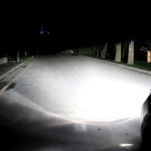 XSTORM 2Pcs H4 LED H11 Headlight 100W: Pencahayaan Mobil yang Andal