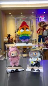 กล่องห้อยตุ๊กตา พวงกุญแจ labubu crybaby macaron ลาบูบู้ ชาวสวน popmartห้อยได้ทุกรุ่น กล่องแขวนโมเดล