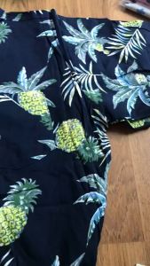 พร้อมส่ง เสื้อสงกรานต์ เสื้อฮาวาย เสื้อ เสื้อเชิ้ต แฟชั่นผู้ชาย เสื้อลายดอก ผ้าสปัน ผ้าโปร่งบางนุ่มใส่สบาย ลายสัปะรด-ใบไม้03 เสื้อเชิ้ตแขนสั้นคอปก