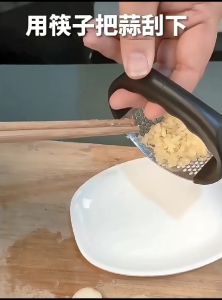 Alat penghancur Bawang Stainless steel Garlic Press Crusher