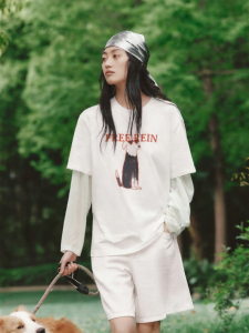 MO&Co. | Antibacterial Anti-Mite Comfortable Loose Fit T-shirt