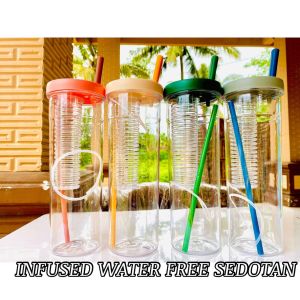 BOTOL INFUSED WATER  PLUS SEDOTAN LIPAT / Botol infused water 700 ml saringan + sedotan lipat Botol air minum infused transparan anti bocor