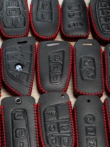 2 Buttons Mitsubishi Leather Key Chain For Mitsubishi Montero/Mirage G4/Strada GLS/GLX .etc Key Cover