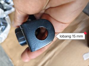 bracket antena mobil kap pintu bagasi