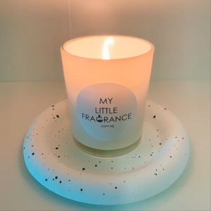 150g Soy Wax Scented Candle in 8 Scents (Wulong / Bluebell / English Pear & Freesia / Sandalwood / Peach / Camellia / Black Cedarwood & Juniper / Misty Forest) Home Room Fragrance Scent Perfume Smell Aromatherapy Present Candles Gifting Giftwrap Gift