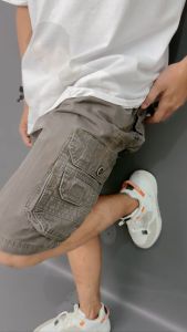 Celana Cargo Pendek Pria Broadshot Style: Tips dan Trik\\n\\n Apa Itu Celana Cargo Pendek Pria Broadshot Style?\\nCelana Cargo Pendek Pria Broadshot Style adalah celana pendek yang dirancang khusus untuk cowok yang mencari gaya stylish dan fungsional. Dengan desain yang modern dan fitur-fitur praktis, celana ini cocok untuk berbagai acara, mulai dari aktivitas outdoor hingga acara santai.\\n\\n Bagaimana Memilih Celana Cargo Pendek Pria Broadshot Style yang Tepat?\\nMemilih celana cargo pendek pria Broadshot Style yang tepat adalah kunci untuk mendapatkan penampilan yang sempurna. Berikut beberapa tips:\\n\\n- Pilih celana dengan bahan berkualitas tinggi yang nyaman dipakai dan tahan lama.\\n- Perhatikan ukuran dan bentuk tubuh Anda. Celana Cargo Pendek Pria Broadshot Style tersedia dalam ukuran 27 sampai 38, sehingga Anda dapat menemukan ukuran yang pas untuk tubuh Anda.\\n- Pilih warna dan pola yang sesuai dengan selera Anda dan gaya penampilan Anda.\\n\\n Mengapa Celana Cargo Pendek Pria Broadshot Style Cocok untuk Anda?\\nCelana Cargo Pendek Pria Broadshot Style cocok untuk Anda karena:\\n\\n- Stylish: Desain modern dan gaya trendy membuat celana ini menjadi pilihan yang sempurna untuk penampilan Anda.\\n- Fungsional: Fitur-fitur praktis seperti saku dan resleting memudahkan Anda untuk membawa barang-barang penting Anda.\\n- Nyaman: Bahan berkualitas tinggi dan desain yang ergonomis membuat celana ini nyaman dipakai dalam berbagai situasi.\\n\\n Cara Memakai Celana Cargo Pendek Pria Broadshot Style dengan Benar\\nBerikut beberapa tips untuk memakai celana cargo pendek pria Broadshot Style dengan benar:\\n\\n- Kenakan celana ini dengan kaos atau kemeja pendek untuk penampilan santai dan stylish.\\n- Padukan celana ini dengan sepatu sneakers atau sandal untuk penampilan yang casual dan nyaman.\\n- Tambahkan aksesoris seperti jam tangan atau kalung untuk menambah gaya Anda.\\n\\n Celana Cargo Pendek Pria Broadshot Style Ukuran 27 Sampai 38\\nMemilih ukuran yang tepat adalah kunci untuk mendapatkan penampilan yang sempurna. Berikut beberapa tips:\\n\\n- Perhatikan ukuran dan bentuk tubuh Anda saat memilih celana cargo pendek pria Broadshot Style.\\n- Jika Anda memiliki tubuh berisi, pilih ukuran yang lebih besar untuk kenyamanan maksimal.\\n- Jika Anda memiliki tubuh ramping, pilih ukuran yang lebih kecil untuk penampilan yang pas dan stylish.\\n\\n Celana Cargo Pendek Pria Broadshot Style: Fitur dan Keunggulan\\nBerikut beberapa fitur dan keunggulan celana cargo pendek pria Broadshot Style:\\n\\n- Desain modern dan gaya trendy membuat celana ini menjadi pilihan yang sempurna untuk penampilan Anda.\\n- Fitur-fitur praktis seperti saku dan resleting memudahkan Anda untuk membawa barang-barang penting Anda.\\n- Bahan berkualitas tinggi dan desain yang ergonomis membuat celana ini nyaman dipakai dalam berbagai situasi.\\n- Celana Cargo Pendek Pria Broadshot Style tersedia dalam ukuran 27 sampai 38, sehingga Anda dapat menemukan ukuran yang pas untuk tubuh Anda.\\n\\nDengan fitur-fitur dan keunggulan ini, celana cargo pendek pria Broadshot Style menjadi pilihan yang sempurna untuk penampilan Anda. Mulailah mengubah penampilan Anda hari ini dengan celana cargo pendek pria Broadshot Style!\"