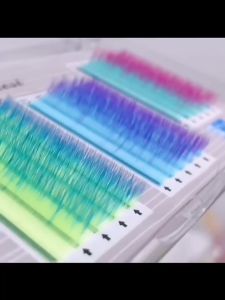 ขนตาปลอม ขนมิงก์ธรรมชาติ แบบนิ่ม ไล่โทนสี 12 แถว คละสี สำหรับต่อขนตา [พร้อมส่งในไทย]