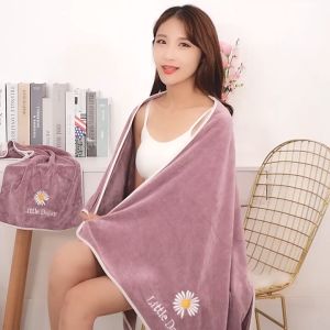 Two in one towel mothers bath towel includes one piece. A face scarf and 1 piece. The bath towel is very comfortable and super soft. Moms bath towel babys towel