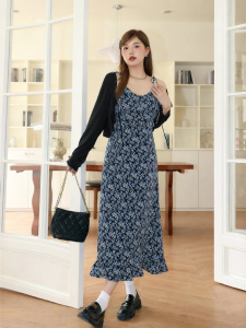 Đầm Dài Cao Cổ Giúp Giảm Cân Hoa Xanh