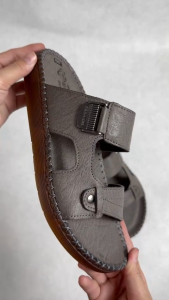 Dép da nam thời trang màu đen huyền bí D72.1