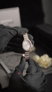 Jam Tangan Wanita Bonia CRISTALLO B10827-2573S Silver Dial Rose Gold Stainless Steel Band