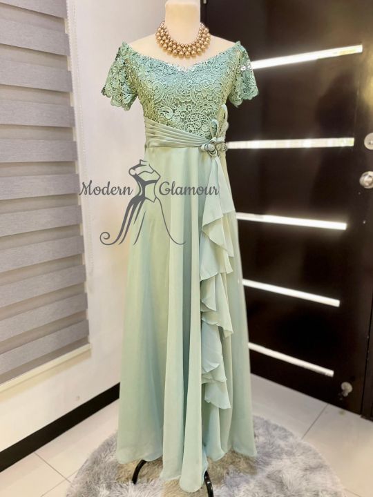 Primary shop sponsor gown