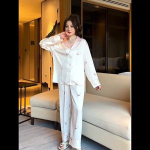 ชุดนอนผ้าไหม ผ้าซาติน ผ้าลื่น ลายเฟรนช์บูลด็อก Frenchie Pajamas French bulldog pajamas Ice silk High-end womens long sleeve Pajamas