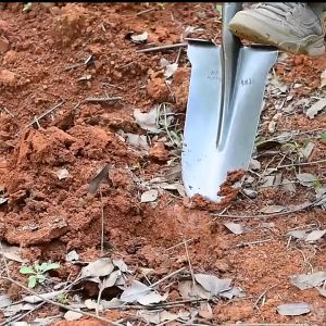 46CM*20CM เสียมขุดดิน พลั่วขุดดิน เหล็กแมงกานีส เครื่องมือการเกษตร เครื่องขุดดิน ที่พรวนดินแบบใช้แรงขาเสริมดันพลั่วลงดิน