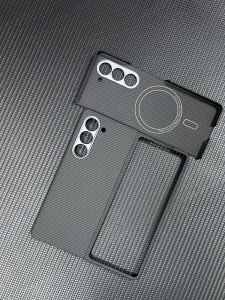 Ultra-Thin Carbon Fiber Phone Case for Galaxy ZFold6/5 Folding Screen Car Mount Anti-Slip Protection Cover Kevlar Full Wrap for Samsung