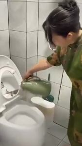 แปรงขัดห้องน้ำ แปรงขัดซอกกระเบื้อง แปรงขนาดเล็ก แปรงขัดอเนกประสงค์ แปรงขัดซอก ซอกซอนได้ทุกมุม - รุ่น 1010