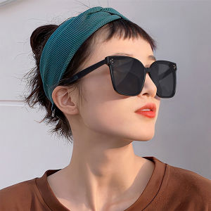 Digeo Big Square Frame Sunglasses for Women Men Trendy Shades Anti UV400 Eyewear Outdoor Fashion Eyeglasses