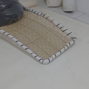 KURSI AYUNAN GANTUNG LOUNGER ROTAN SINTETIS SET CUSHION / DESAIN MINIMALIS ESTETIK MODERN