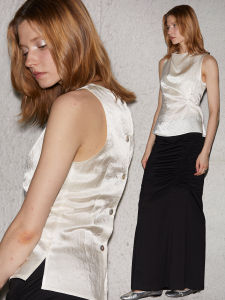 Sovige French Style Original Niche Minimalist Design Acetate Satin Crumpled Back Placket Small Swing Collar Vest