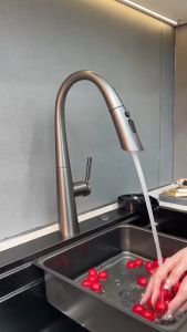 Vòi Bếp Dây Rút Màu Ghi Xám Phong Cách Châu Âu Cao Cấp