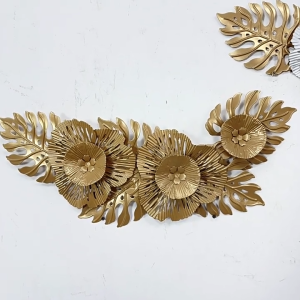 Nordic Luxury Wall Hanging Leaf Flower Metal Iron Pendant Hollow Flower Gold Leaf Background Living Room Home Decor