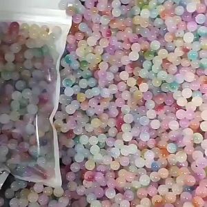 Handmadee (50pcs) ลูกปัดแก้วเจลลี่สองสีไล่ระดับ8มม. สร้อยข้อมือ DIY ทำด้วยมือลูกปัดกลมลูกปัดหลวมอุปกรณ์เครื่องประดับวัสดุ DIY
