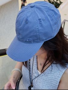 หมวกเบสบอลทรงกลมสไตล์ย้อนยุคสำหรับผู้ชายและผู้หญิง หมวกกันแดดแบบอเนกประสงค์ หมวกทรงปากเป็ด หมวกฤดูร้อน หมวกแฟชั่น