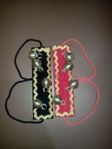 gongseng tali gelang kaki