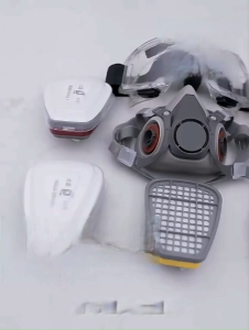 [COD]⚡พร้อมส่ง⚡หน้ากากกันสารเคมี รุ่น 6200 ซื้อ1แถม16 ปรับขนาดสายรัดยืด หน้ากากป้องกันสารพิษ