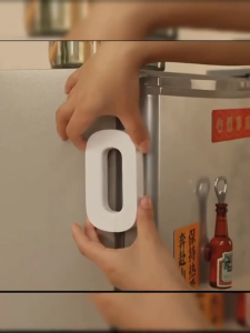 เด็กล็อคตู้เย็นที่ล็อคตู้เย็นตู้เย็นล็อคประตูช่องฟรีซสลักอเนกประสงค์ Baby จัดส่งจากประเทศไทย