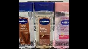 Dầu Dưỡng Thể Vaseline 200ml Dưỡng Ẩm Sâu Làm Mềm Da Khô Xỉn Màu Cải Thiện Tông Màu Da Làm Trắng Toàn Thân Dùng Được Cho Cả Nam Và Nữ