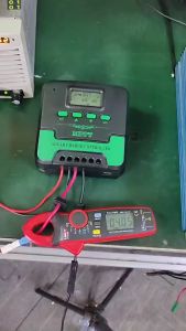 Mppt Solar Charger สำหรับโซล่า 10A-60A สำหรับฟุตต่าง 12V-24V ปรับปรุง VOC สูงสุด 100V และรับประกัน 1 ปี