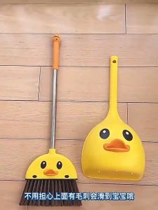 Kids Cleaning Toy Set Mini Broom Dustpan Pretend Play Detachable Broom Head Toy For Boys And Girls