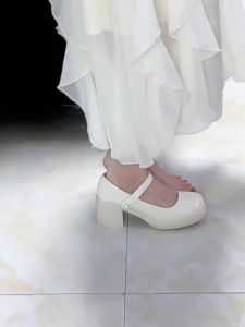 In Stock Retro New Ladies Heel Shoes Womens Solid Color Round Toe High Heels Heels for Ladies