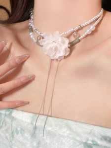 Double Layer Choker Necklace Womens Fashionable Tea Rose Vintage Style Durable Alloy Material Light Luxury Sensation